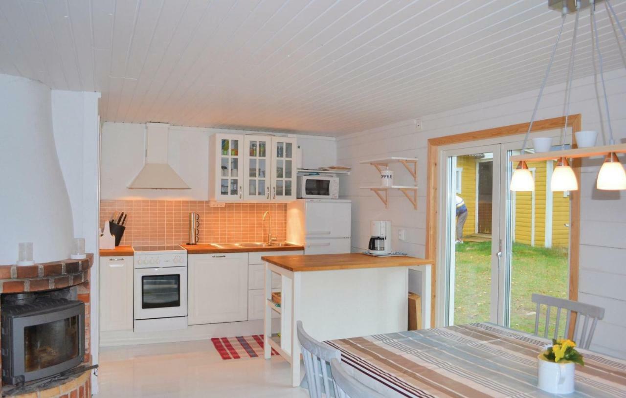 Nice Home In Ronneby With Kitchen Saltärna Exterior foto